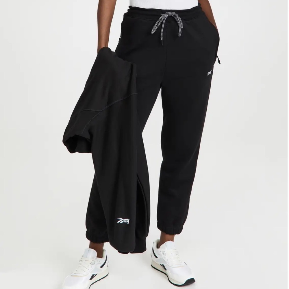 Reebok & VB black joggers size S